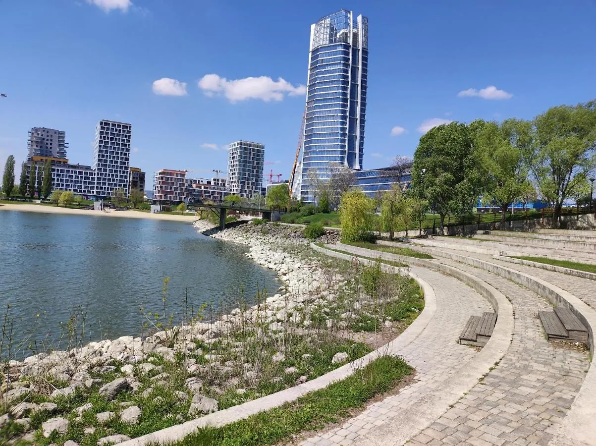 Riverside Apartment By The Danube Budapest